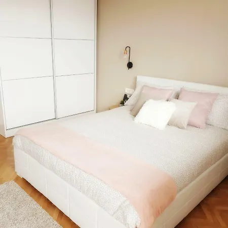 Stela * Rijeka